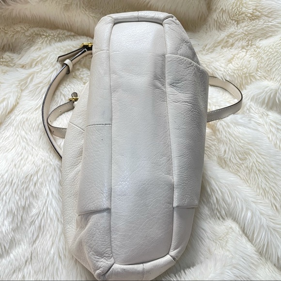 Leather Coach Purse: white - Picture 4 of 10
